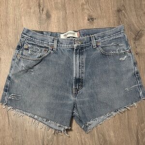 Relaxed Fit Frayed Hem Levi Blue  Jean Shorts